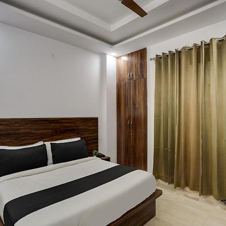 Townhouse Cloud Bay Hotel Gurgaon Ngoại thất bức ảnh