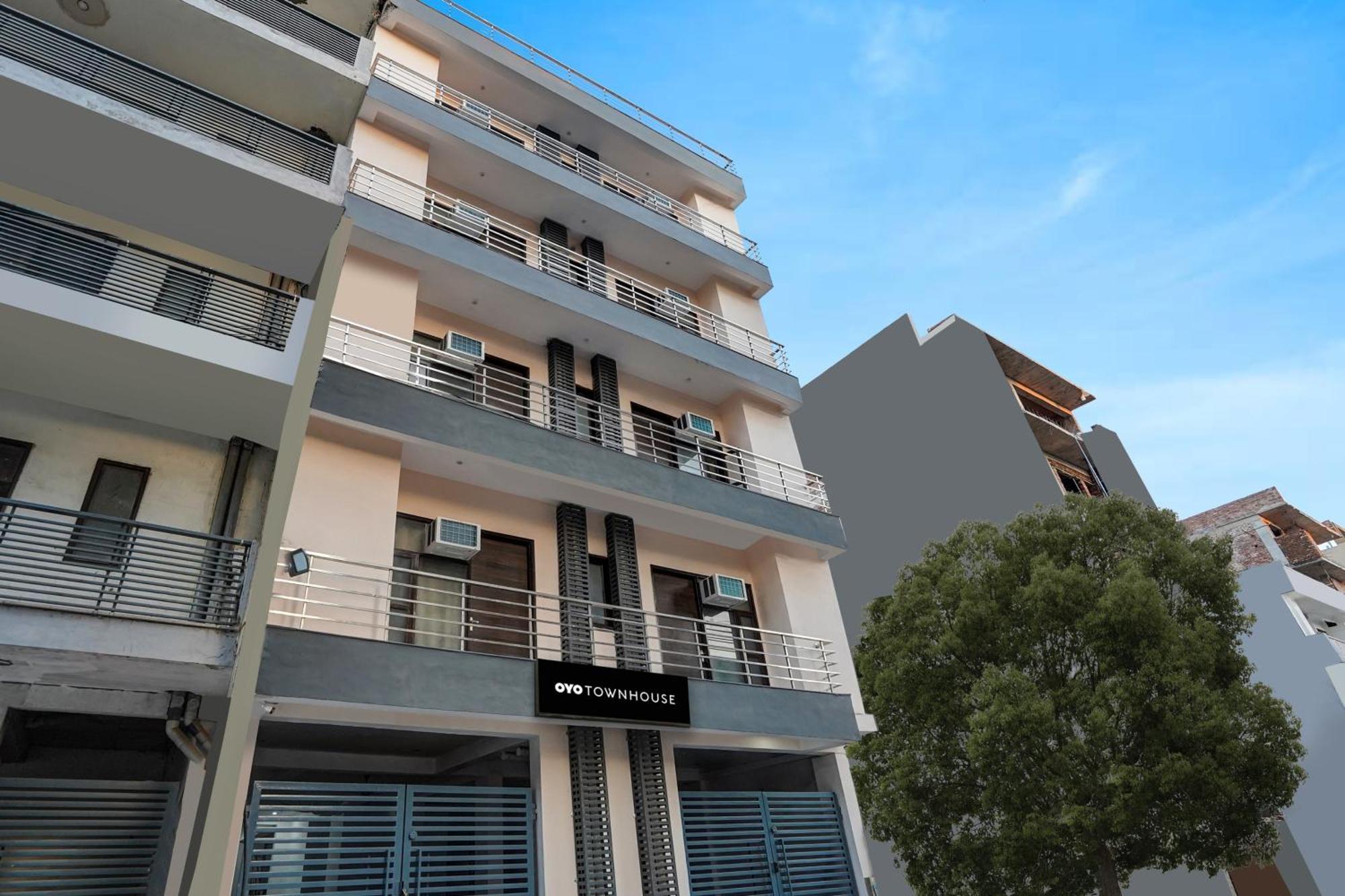 Townhouse Cloud Bay Hotel Gurgaon Ngoại thất bức ảnh