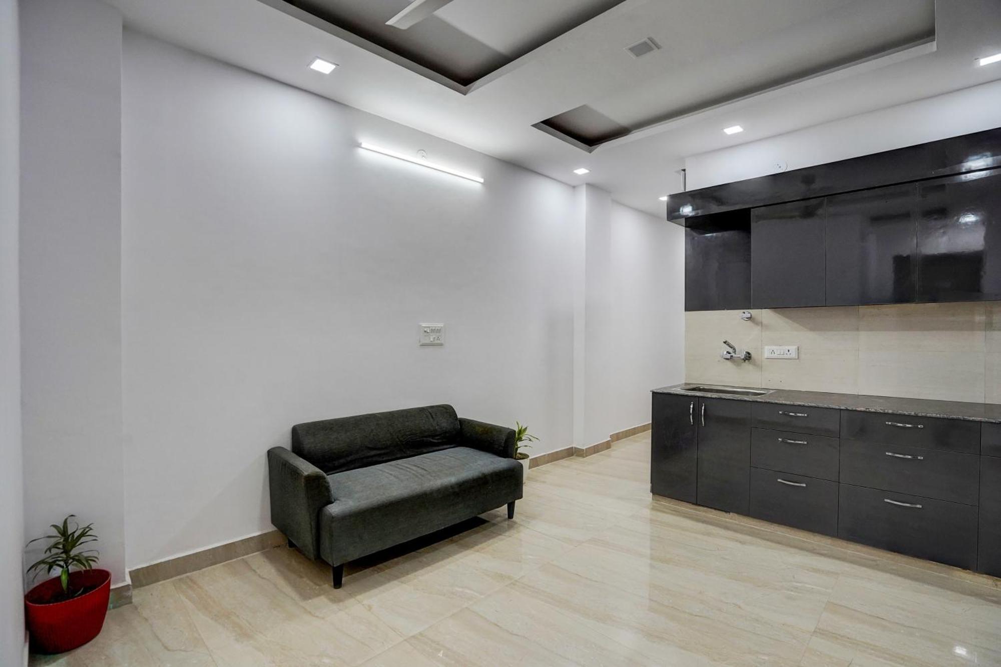 Townhouse Cloud Bay Hotel Gurgaon Ngoại thất bức ảnh
